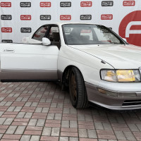 Toyota Crown — миниатюра 4