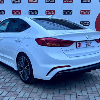 Hyundai Elantra — миниатюра 6