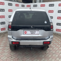 Mitsubishi Pajero — миниатюра 5