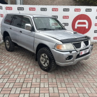 Mitsubishi Pajero — миниатюра 3