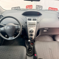 Toyota Yaris — миниатюра 8