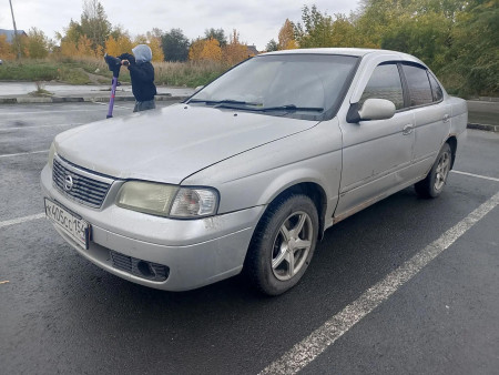 Nissan Sunny