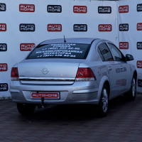 Opel Astra — миниатюра 6