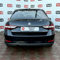 Skoda Superb — миниатюра 5