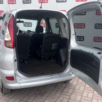 Toyota Funcargo — миниатюра 12