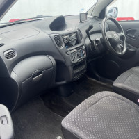 Toyota Funcargo — миниатюра 7