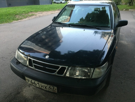 Saab 900