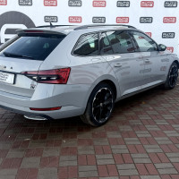 Skoda Superb — миниатюра 4