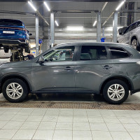 Mitsubishi Outlander, III — миниатюра 7