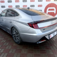 Hyundai Sonata — миниатюра 6