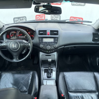 Honda Accord — миниатюра 9