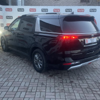 KIA Carnival — миниатюра 4