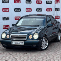 Mercedes-Benz E-класс — миниатюра 1