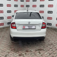 Skoda Rapid — миниатюра 5