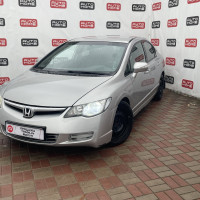 Honda Civic — миниатюра 1