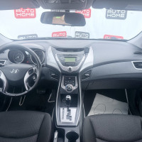 Hyundai Elantra — миниатюра 9