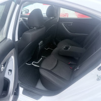 Hyundai Elantra — миниатюра 11