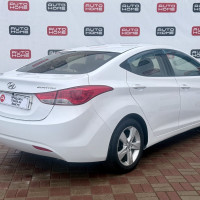 Hyundai Elantra — миниатюра 4