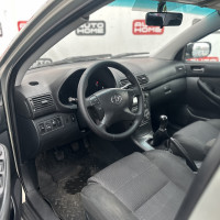 Toyota Avensis — миниатюра 7