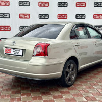 Toyota Avensis — миниатюра 6