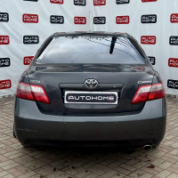 Toyota Camry — миниатюра 5