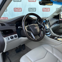 Cadillac Escalade — миниатюра 9