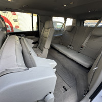 Cadillac Escalade — миниатюра 14