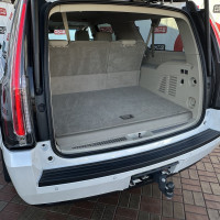 Cadillac Escalade — миниатюра 18