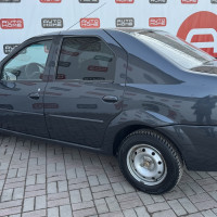 Renault Logan — миниатюра 6