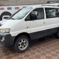 Hyundai Starex — миниатюра 1