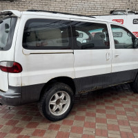 Hyundai Starex — миниатюра 6
