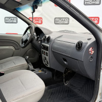 Renault Logan — миниатюра 10