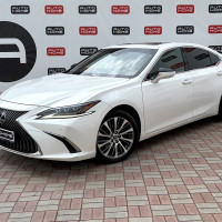 Lexus ES — миниатюра 1
