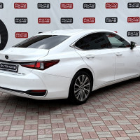 Lexus ES — миниатюра 4