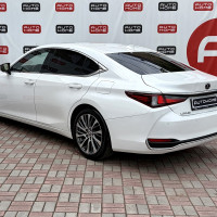 Lexus ES — миниатюра 6