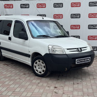 Peugeot Partner — миниатюра 3
