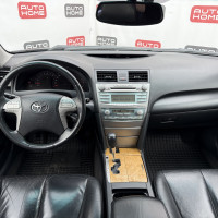 Toyota Camry — миниатюра 7