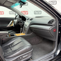 Toyota Camry — миниатюра 10