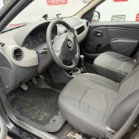 Renault Logan — миниатюра 7