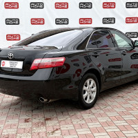 Toyota Camry — миниатюра 8