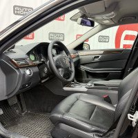 Mercedes-Benz E-класс — миниатюра 10