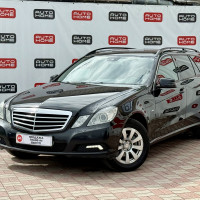 Mercedes-Benz E-класс — миниатюра 1