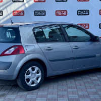 Renault Megane — миниатюра 8
