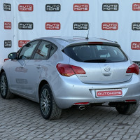 Opel Astra — миниатюра 4