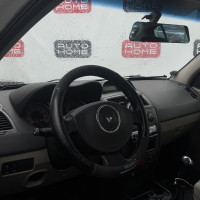 Renault Megane — миниатюра 7