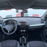 Opel Astra — миниатюра 8
