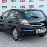 Opel Astra — миниатюра 4