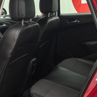 Opel Astra — миниатюра 12