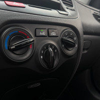 KIA Rio — миниатюра 9