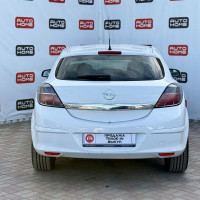 Opel Astra GTC — миниатюра 5